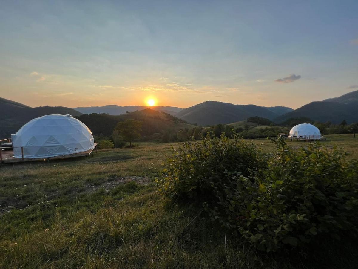 מלון Starry Dome - Manta'S Retreat Glamping Cornereva מראה חיצוני תמונה