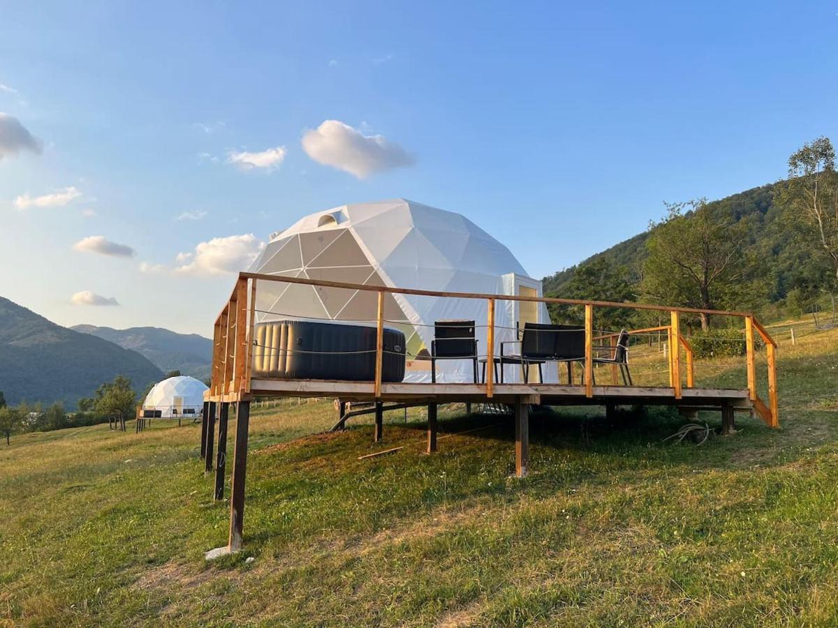 מלון Starry Dome - Manta'S Retreat Glamping Cornereva מראה חיצוני תמונה