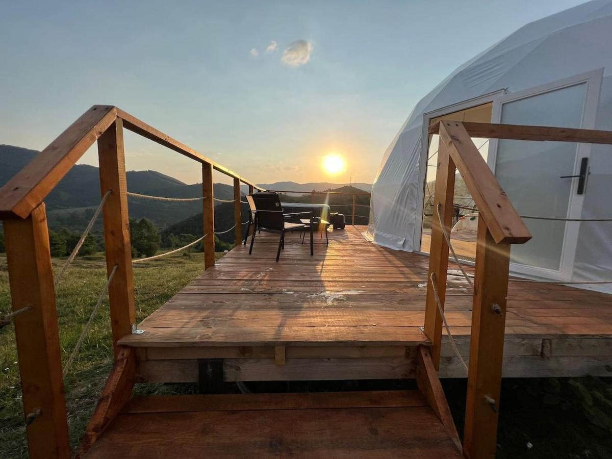 מלון Starry Dome - Manta'S Retreat Glamping Cornereva מראה חיצוני תמונה
