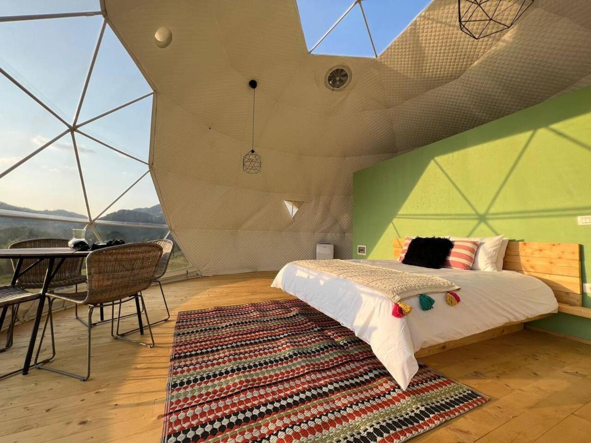 מלון Starry Dome - Manta'S Retreat Glamping Cornereva מראה חיצוני תמונה