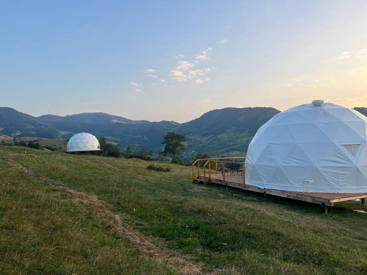 מלון Starry Dome - Manta'S Retreat Glamping Cornereva מראה חיצוני תמונה
