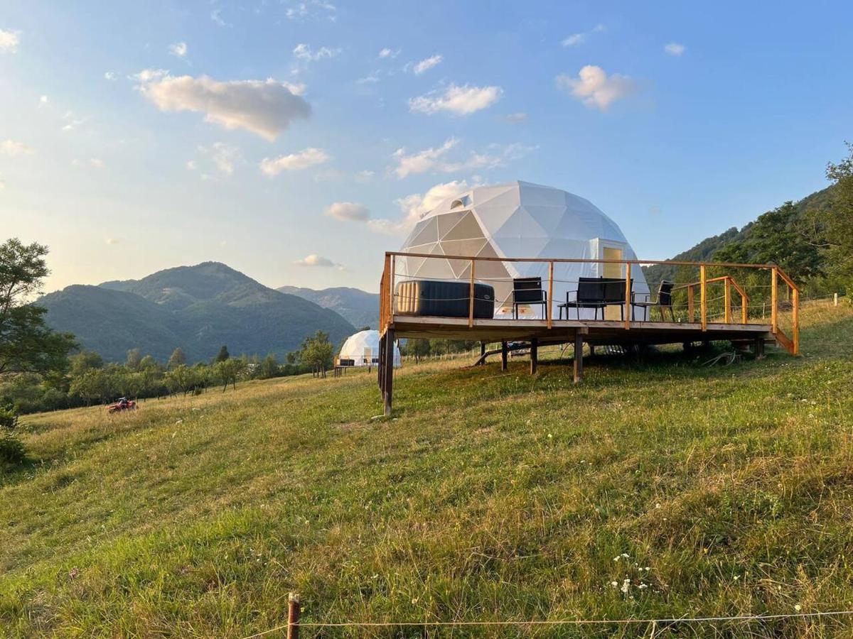 מלון Starry Dome - Manta'S Retreat Glamping Cornereva מראה חיצוני תמונה