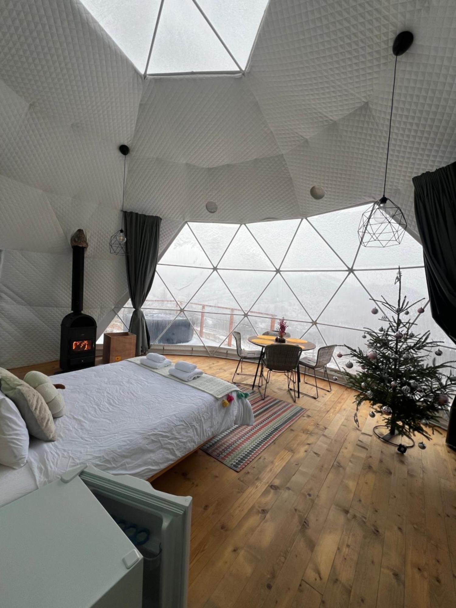מלון Starry Dome - Manta'S Retreat Glamping Cornereva מראה חיצוני תמונה