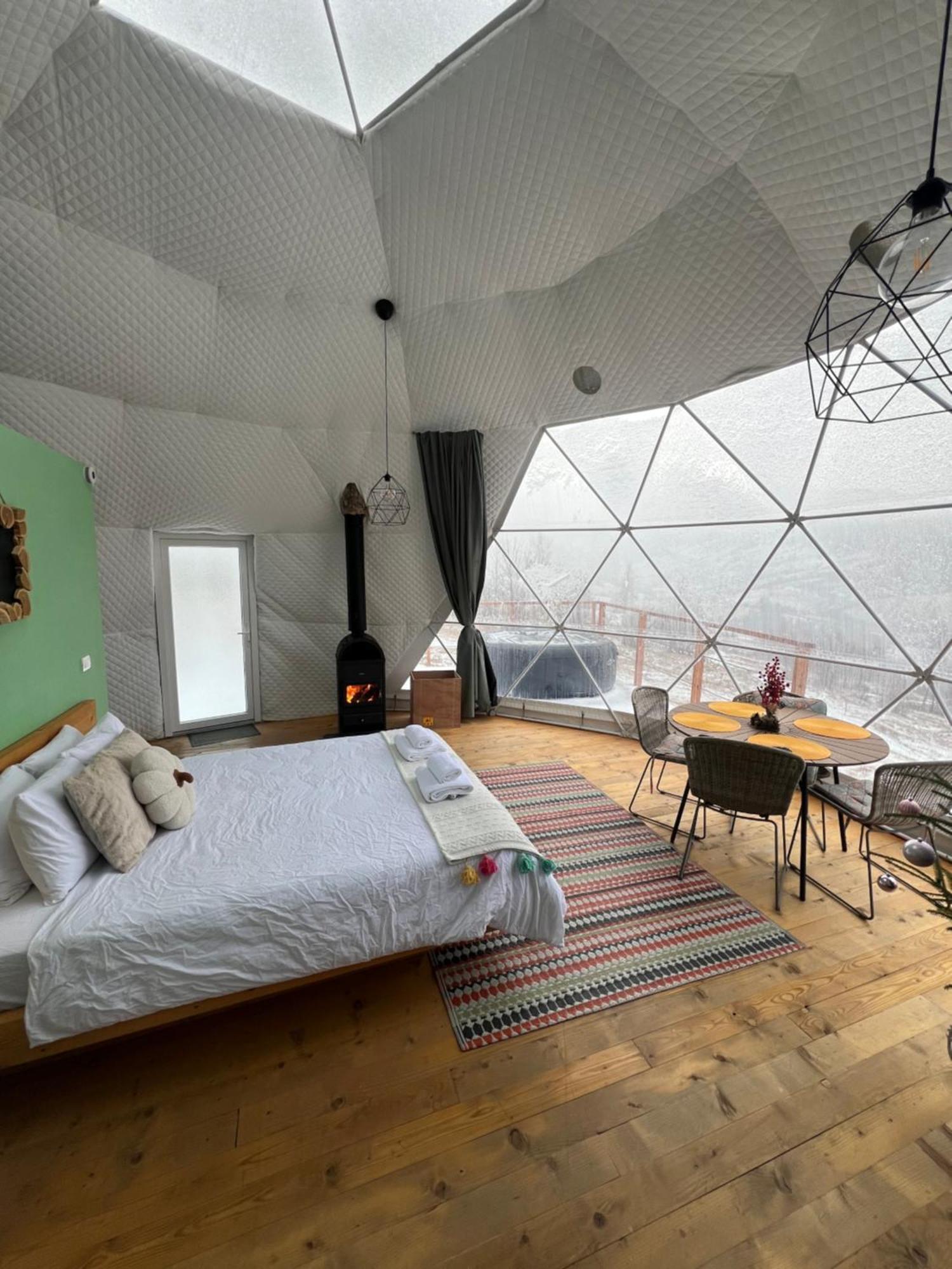 מלון Starry Dome - Manta'S Retreat Glamping Cornereva מראה חיצוני תמונה