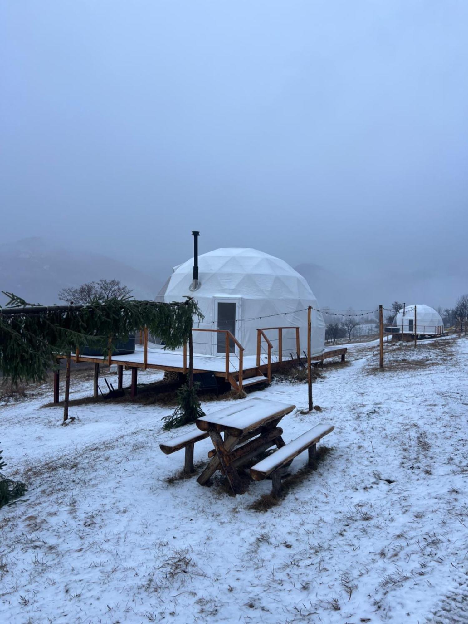 מלון Starry Dome - Manta'S Retreat Glamping Cornereva מראה חיצוני תמונה