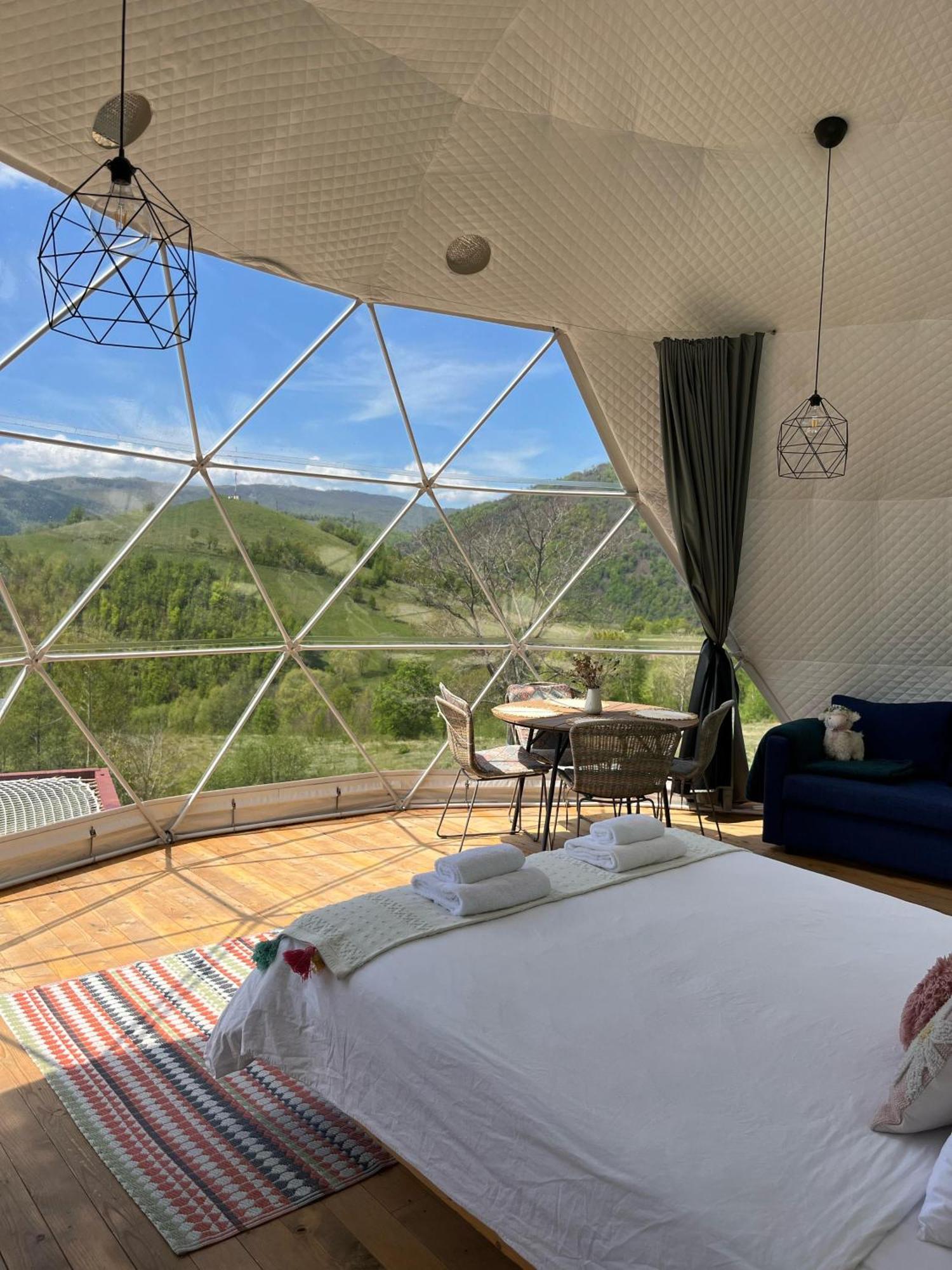 מלון Starry Dome - Manta'S Retreat Glamping Cornereva מראה חיצוני תמונה